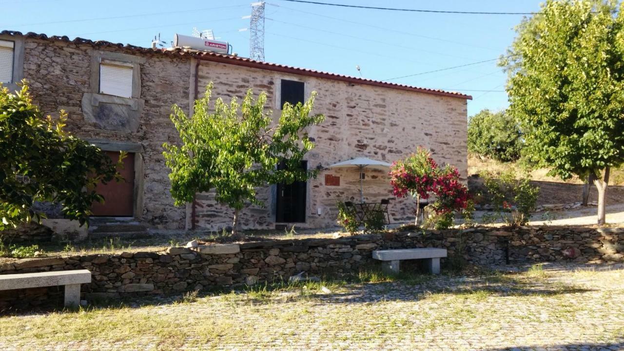 Casas De Xisto Villa Mogadouro  Buitenkant foto